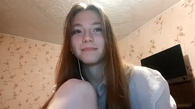 Snapshot of Sophiecuttie chatting on September 9, 2025, 5:00 pm Sophiecuttie online show from September 9, 2025, 5:00 pm