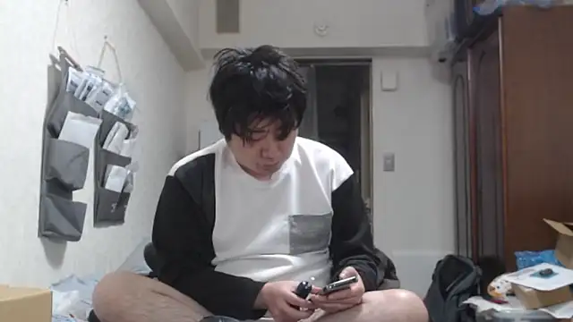 raterate555 online show from March 22, 2026, 11:23 am