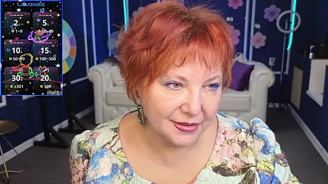 Snapshot of Kira_Kenett chatting on September 25, 2025, 6:30 am Kira Kenett online show from September 25, 2025, 6:30 am