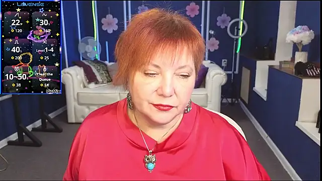 Snapshot of Kira_Kenett chatting on October 1, 2025, 6:18 am Kira Kenett online show from October 1, 2025, 6:18 am