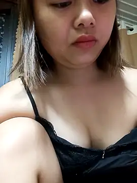 Snapshot of Lin_babyy chatting on September 12, 2025, 9:36 pm Lin babyy online show from September 12, 2025, 9:36 pm