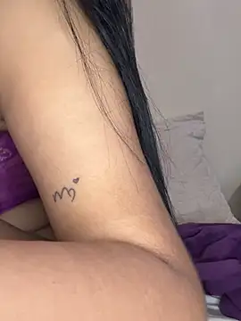 Alexa69xx online show from July 14, 2026, 7:42 pm