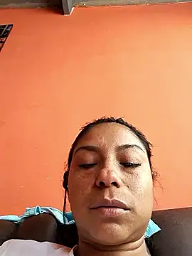 AnggelicaSwan21 online show from January 7, 2026, 2:22 pm