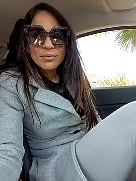 sexy7883 online show from April 1, 2026, 10:27 am