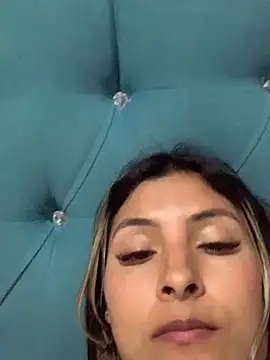 Snapshot of Berta_arevalo_blsd chatting on September 19, 2025, 5:33 am Berta arevalo blsd online show from September 19, 2025, 5:33 am