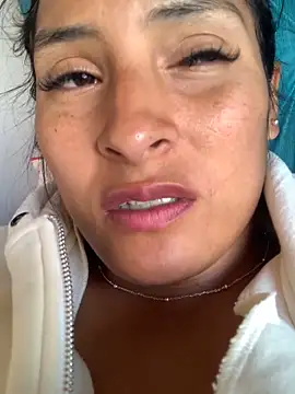 Snapshot of Berta_arevalo_blsd chatting on October 7, 2025, 1:12 pm Berta arevalo blsd online show from October 7, 2025, 1:12 pm