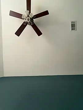 Snapshot of Badstepson33 chatting on February 8, 2026, 4:26 pm Badstepson33 online show from February 8, 2026, 4:26 pm