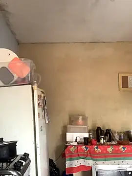 natysapeka12 online show from September 19, 2025, 2:43 pm