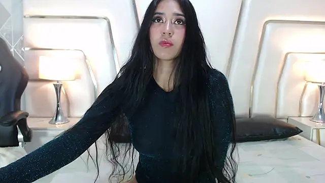 VioletPons online show from November 1, 2025, 7:52 pm