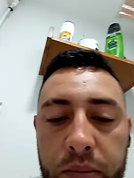 Snapshot of angelitocalientico chatting on April 15, 2026, 1:48 pm angelitocalientico online show from April 15, 2026, 1:48 pm