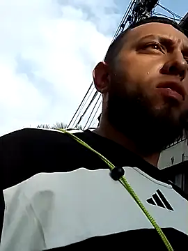 Snapshot of angelitocalientico chatting on March 13, 2026, 12:43 pm angelitocalientico online show from March 13, 2026, 12:43 pm