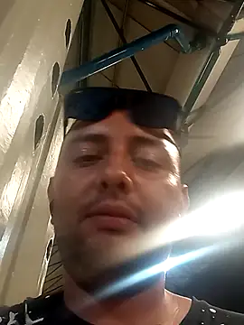 Snapshot of angelitocalientico chatting on October 6, 2025, 2:35 am angelitocalientico online show from October 6, 2025, 2:35 am