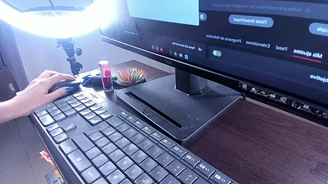 Ginni charlotte online show from September 29, 2025, 4:08 am