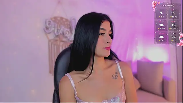 Snapshot of Ginni_charlotte chatting on March 1, 2026, 2:33 am Ginni charlotte online show from March 1, 2026, 2:33 am