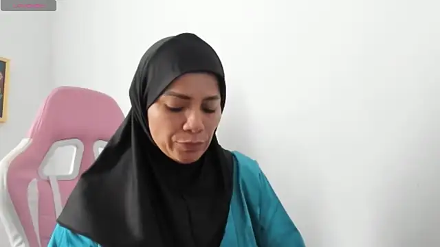 dalila kemur online show from October 14, 2025, 6:08 pm