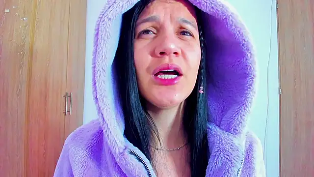 Marahanson online show from November 2, 2025, 2:22 pm