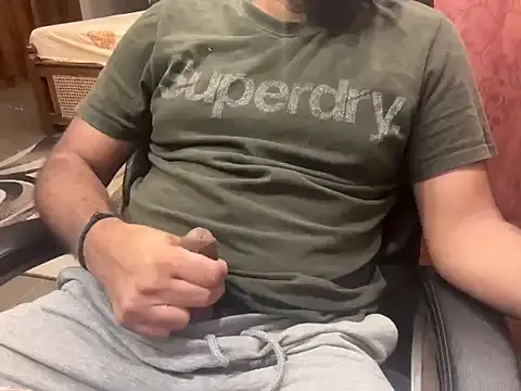 Snapshot of BobgaBonga chatting on November 3, 2025, 5:38 pm BobgaBonga online show from November 3, 2025, 5:38 pm