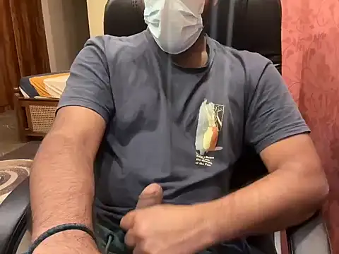 Snapshot of BobgaBonga chatting on October 28, 2025, 4:28 pm BobgaBonga online show from October 28, 2025, 4:28 pm