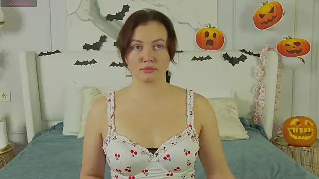 AnnySue  online show from October 25, 2025, 5:06 am