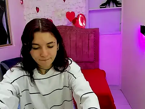 Britney thx online show from September 29, 2025, 6:24 pm