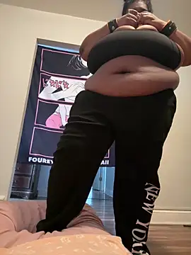 Snapshot of bunbun420247 chatting on March 3, 2026, 8:38 pm bunbun420247 online show from March 3, 2026, 8:38 pm