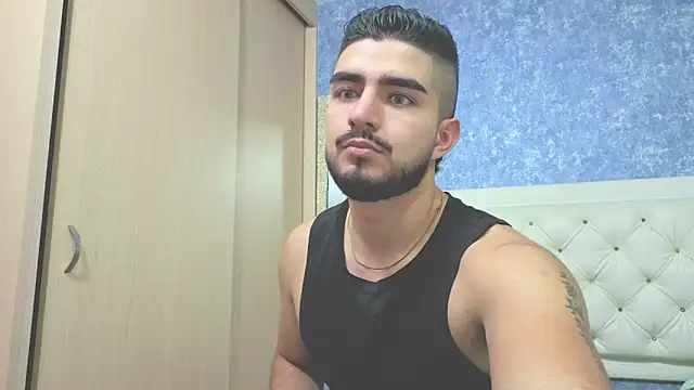 Snapshot of zayn_maximoff chatting on November 14, 2025, 11:19 pm zayn maximoff online show from November 14, 2025, 11:19 pm