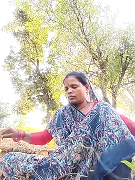 Snapshot of Sapna_ji45 chatting on September 22, 2025, 11:05 am Sapna ji45 online show from September 22, 2025, 11:05 am