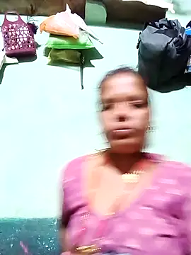 Snapshot of Sapna_ji45 chatting on September 10, 2025, 2:05 pm Sapna ji45 online show from September 10, 2025, 2:05 pm
