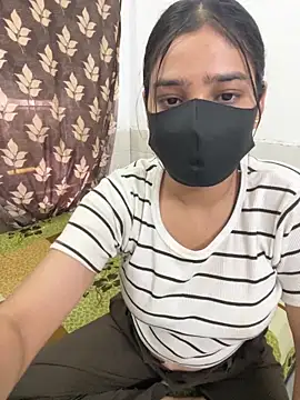 Snapshot of Sex_Queen_aaraya chatting on May 29, 2026, 8:31 am Sex Queen aaraya online show from May 29, 2026, 8:31 am
