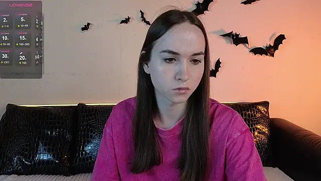 Angeel Kate online show from November 13, 2025, 4:38 am