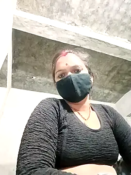 suhani sharmj online show from February 4, 2026, 8:04 pm