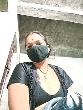 suhani sharmj online show from December 16, 2025, 10:03 pm