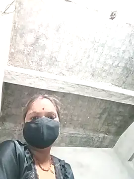 suhani sharmj online show from December 4, 2025, 11:04 pm