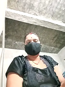 suhani sharmj online show from December 15, 2025, 2:45 pm