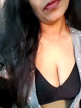 Snapshot of Deepa_Sharma143 chatting on February 3, 2026, 2:53 am Deepa Sharma143 online show from February 3, 2026, 2:53 am