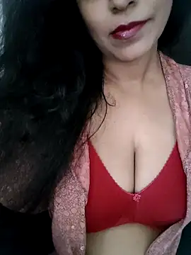 Snapshot of Deepa_Sharma143 chatting on May 11, 2026, 2:02 am Deepa Sharma143 online show from May 11, 2026, 2:02 am