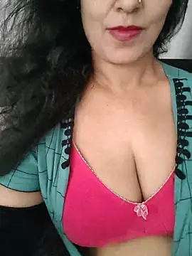 Snapshot of Deepa_Sharma143 chatting on June 29, 2026, 10:48 am Deepa Sharma143 online show from June 29, 2026, 10:48 am