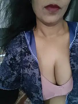 Snapshot of Deepa_Sharma143 chatting on May 27, 2026, 1:57 am Deepa Sharma143 online show from May 27, 2026, 1:57 am