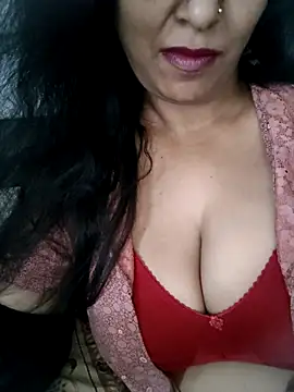 Snapshot of Deepa_Sharma143 chatting on April 21, 2026, 1:42 am Deepa Sharma143 online show from April 21, 2026, 1:42 am