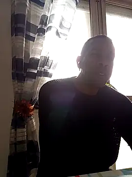 estrogeni online show from April 27, 2026, 6:11 am