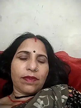 Hot liya54 online show from April 6, 2026, 11:39 pm