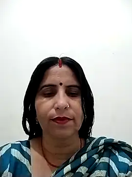 Snapshot of Hot_liya54 chatting on May 6, 2026, 8:07 am Hot liya54 online show from May 6, 2026, 8:07 am