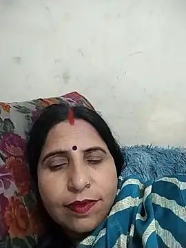Snapshot of Hot_liya54 chatting on May 6, 2026, 8:24 pm Hot liya54 online show from May 6, 2026, 8:24 pm