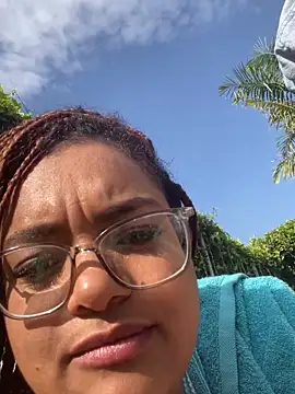 Hill Brownie online show from December 14, 2025, 1:28 pm