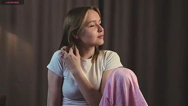 Snapshot of VinnieSerrano chatting on September 28, 2025, 3:08 pm VinnieSerrano online show from September 28, 2025, 3:08 pm