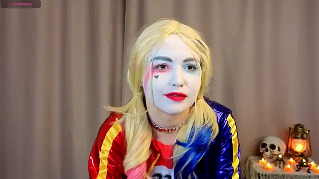 Snapshot of VinnieSerrano chatting on October 31, 2025, 1:08 pm VinnieSerrano online show from October 31, 2025, 1:08 pm