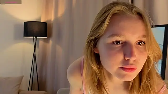 Snapshot of VinnieSerrano chatting on November 29, 2025, 3:01 pm VinnieSerrano online show from November 29, 2025, 3:01 pm