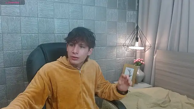 Iantwink18 online show from September 12, 2025, 10:31 pm