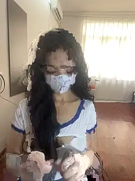 xiongmaobb online show from October 18, 2025, 4:14 am