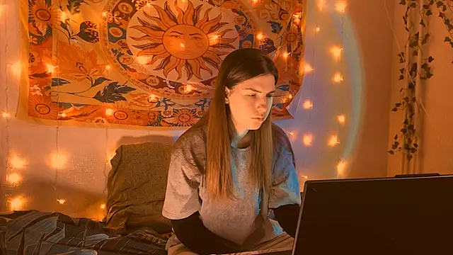 AliceCUNTach online show from February 10, 2026, 5:17 am